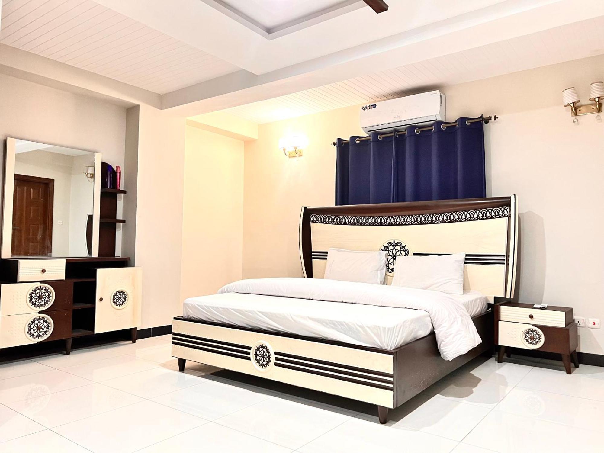 Luxury Apartment Hotel Islamabad Exterior photo