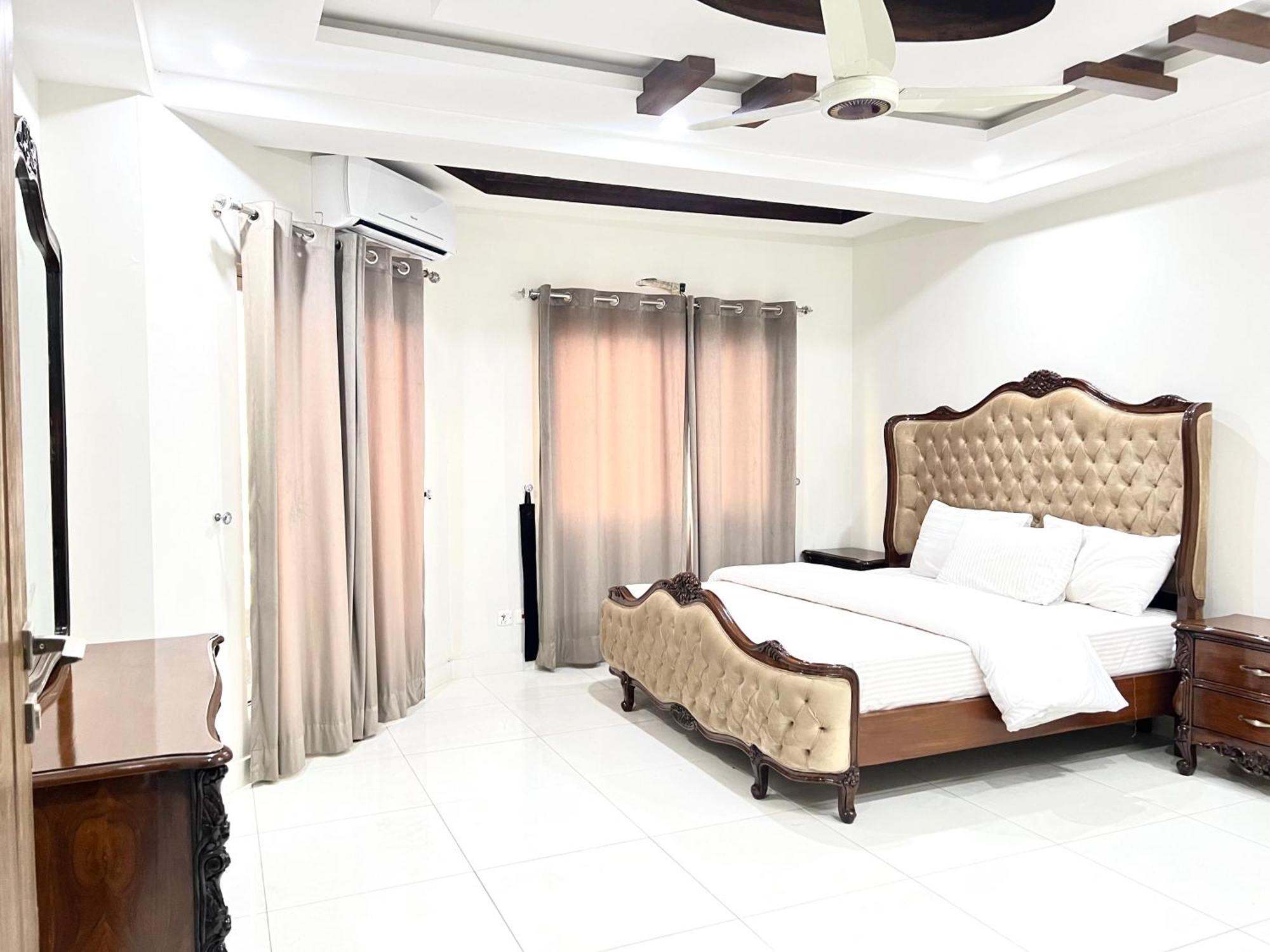 Luxury Apartment Hotel Islamabad Exterior photo
