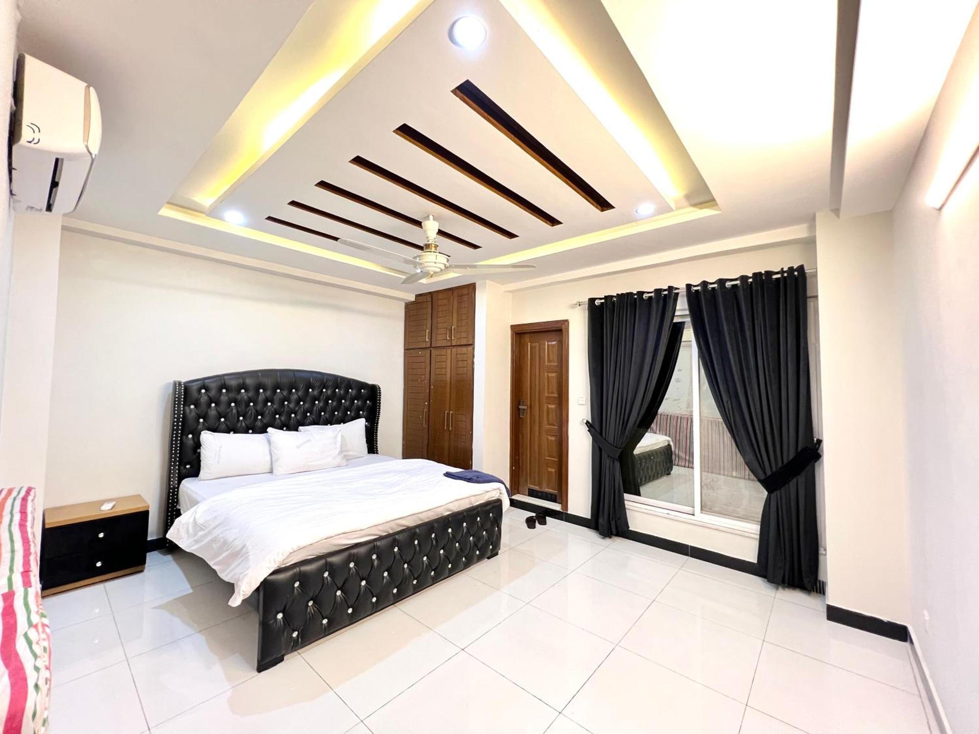 Luxury Apartment Hotel Islamabad Exterior photo