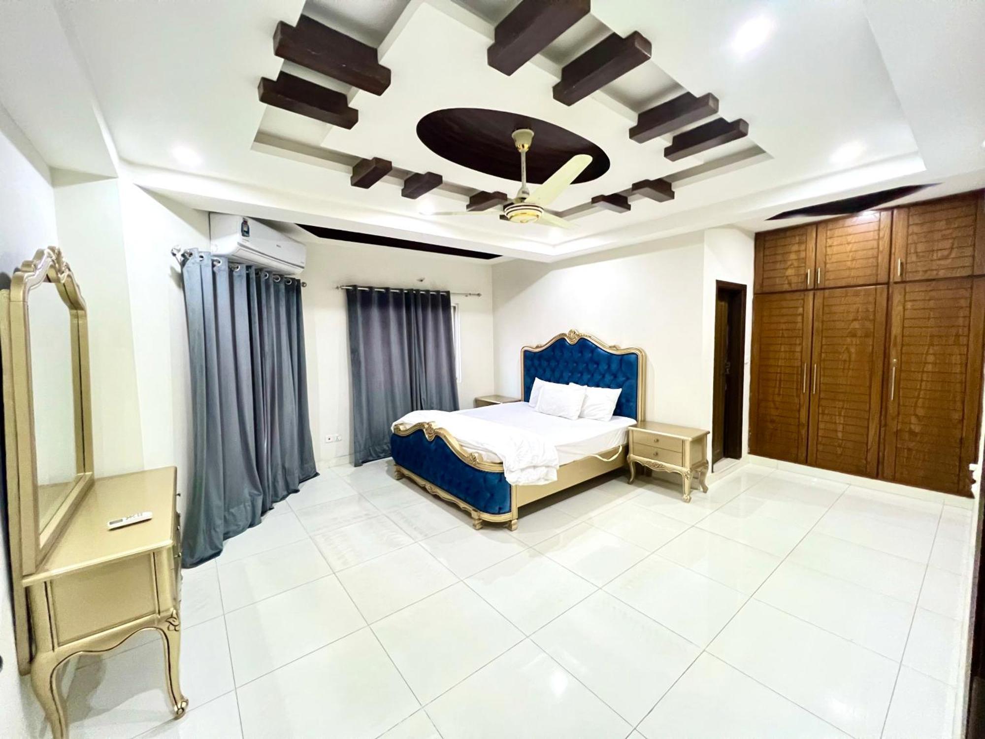 Luxury Apartment Hotel Islamabad Exterior photo